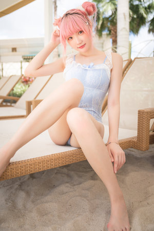 《诱人的妺妺3》
